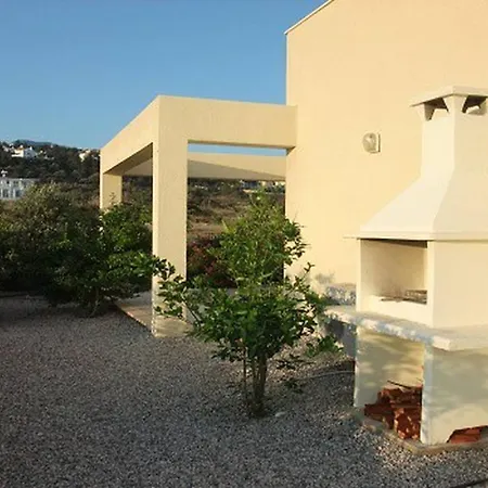 Seacliff Villa, 4 Bed, Private Pool, Wifi Acs * Agios Amvrosios (Kyrenia)