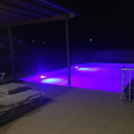 Seacliff Villa, 4 Bed, Private Pool, Wifi Acs Vilă
