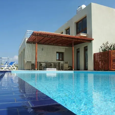 Seacliff Villa, 4 Bed, Private Pool, Wifi Acs Vilă