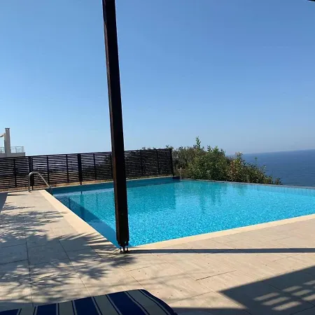 Vilă Seacliff Villa, 4 Bed, Private Pool, Wifi Acs Agios Amvrosios (Kyrenia)