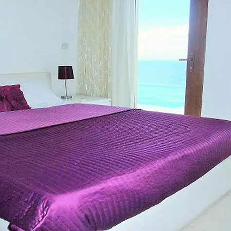 Seacliff Villa, 4 Bed, Private Pool, Wifi Acs Vilă Agios Amvrosios (Kyrenia)